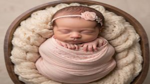 Best Newborn Photographer in Surrey UK